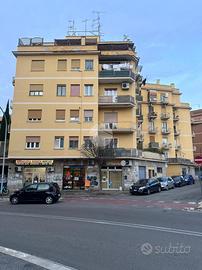 2 LOCALI A ROMA