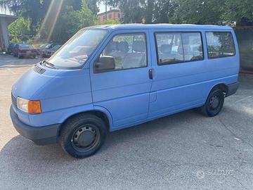 VOLKSWAGEN Transporter 1.9 TD cat Caravelle GL