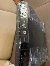 Play-station 4 + volante  Logitech con pedaliera