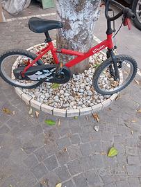 Bicicletta btwin