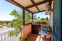 trilocale-moderno-con-terrazzo-doppi-servizi-e-am