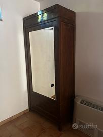 Armadio antiquariato