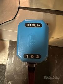 Commutatore di polarità 10 A breter