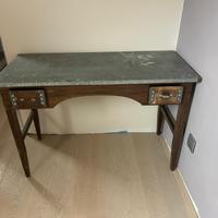 Scrivania stile industrial