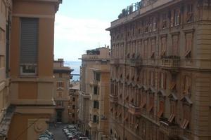 Via Francesco Sivori stanza singola dal 1 aprile