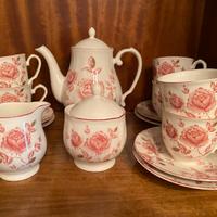 Servizio da the da 6 decorazione rose con teiera