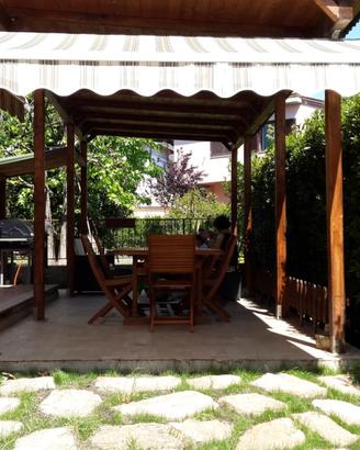 Villeta ad angolo CALCI (PI)