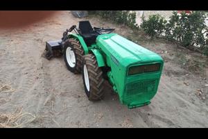 trattore Ferrari 75rs con fresa 