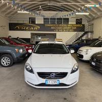 Volvo V40 D2 1.6 SUMMUM