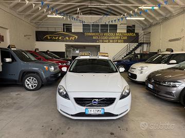Volvo V40 D2 1.6 SUMMUM