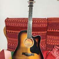 Chitarra acustica richwood