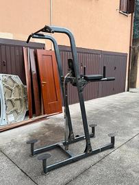 Torre trazioni e dips e addominali