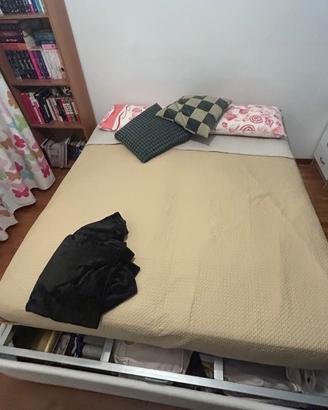 Letto matrimoniale