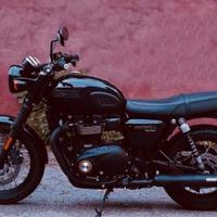 Triumph Bonneville T100 Black 2018 – Vance & Hines