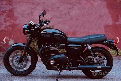 Triumph Bonneville T100 Black 2018 – Vance & Hines