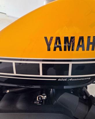 YAMAHA XV 950 Racer 60th - Borsa Casco Terminale