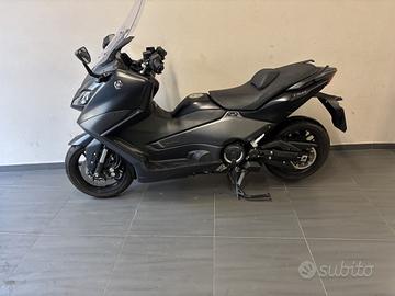 Yamaha T Max 560