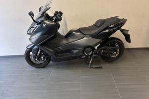 Yamaha T Max 560
