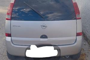 Opel Meriva 1.4 benzina
