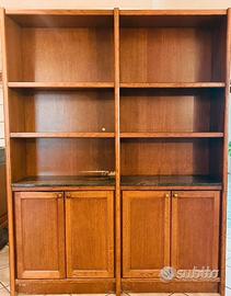 Libreria Credenza scaffale in legno e marmo.
