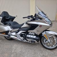 HONDA GOLDWING 1800 DCT TOUR & AIRBAG