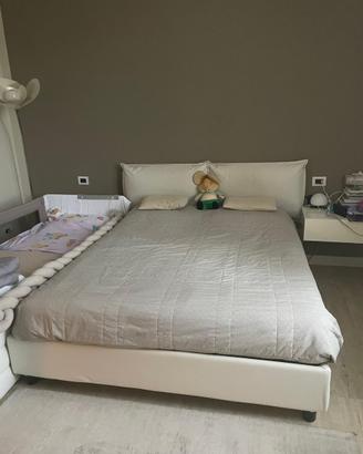 Letto matrimoniale contenitore
