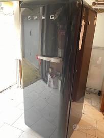 FRIGO +CONGELATORE SMEG NERO LUCIDO