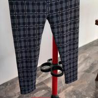 pantaloni elastici nuovi