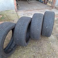 Set 4 pneumatici invernali 225/50/18