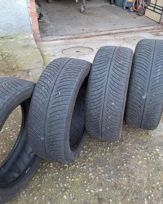 Set 4 pneumatici invernali 225/50/18