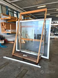 finestra vetrata per uffici usata