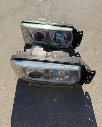 FARO/ FANALE ANTERIORE DESTRO LED IVECO STRALIS - 