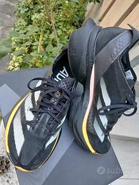 scarpe Adidas adizero/Hoka