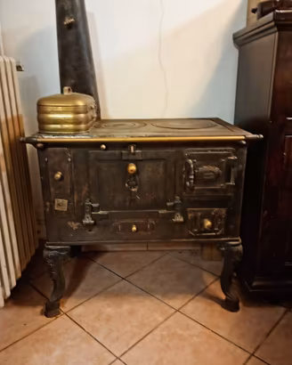 Cucina a legna d'epoca