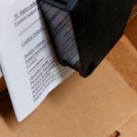 fotocellula omron autoreflex