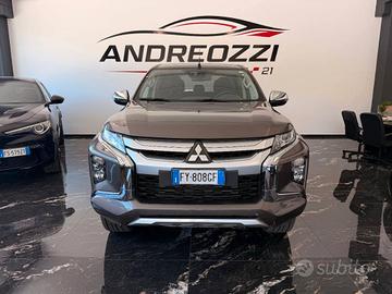 Mitsubishi L200 Cl.cab 2.3d Inform 4wd 150cv