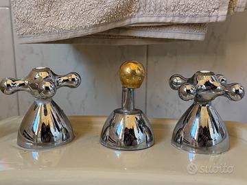 Gruppo Rubinetteria Bidet a 3 Fori