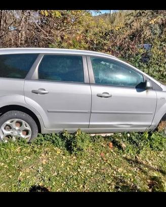 Ford Focus per pezzi 