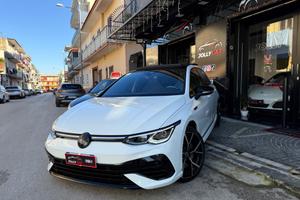 Volkswagen Golf 8 R PERFORMANCE