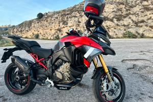 Ducati Multistrada V4 Pikes Peak 2025