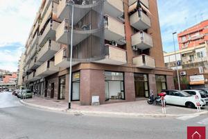 Locale commerciale in Via Monfalcone / Alvisi