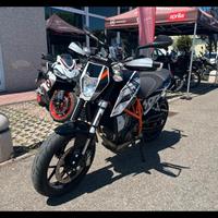 KTM Duke - 690 Duke Abs my12