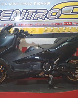Yamaha T MAX 560 TECH-2023
