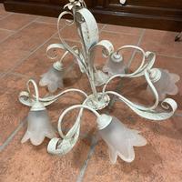 Lampadario ferro battuto shabby chic