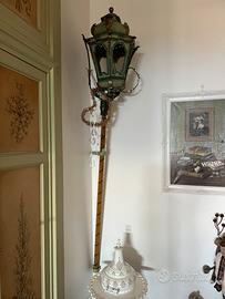 Antico lume da parete