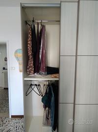 Armadio moderno