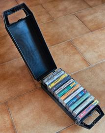 porta cassette con musicassette vintage 