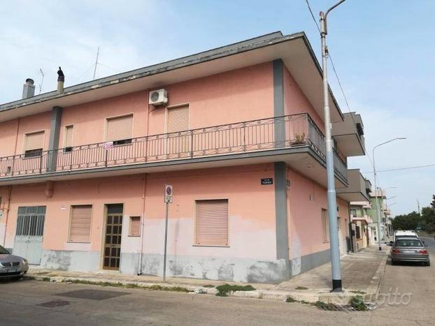 Casa grande e ammobiliata in puglia