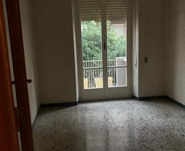 Cagliari ampio appartamento con posto auto