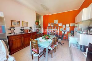 Trilocale in pieno centro con box!!! Libero da ago